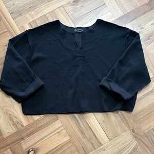 Urban Outfitters sz M Black Long Sleeve Top Boxy Fit